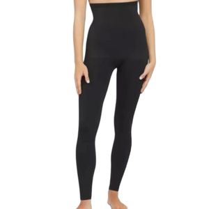 Assets by Spanx High Waisted Shape Leggings Size L